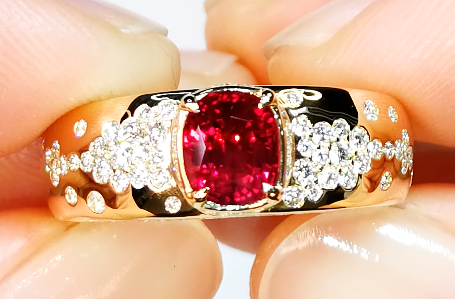 1.17ct Mogok Pigeon Blood Unheated Ruby Ring with D Flawless Diamonds set in 18K Yellow Gold