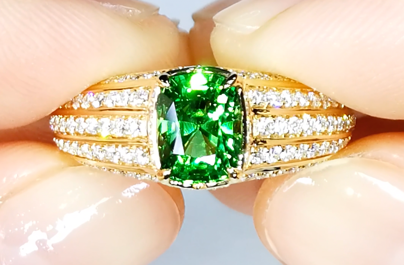 2.01ct Neon Tsavorite Garnet Ring with D Flawless Diamonds set in 18K Yellow Gold