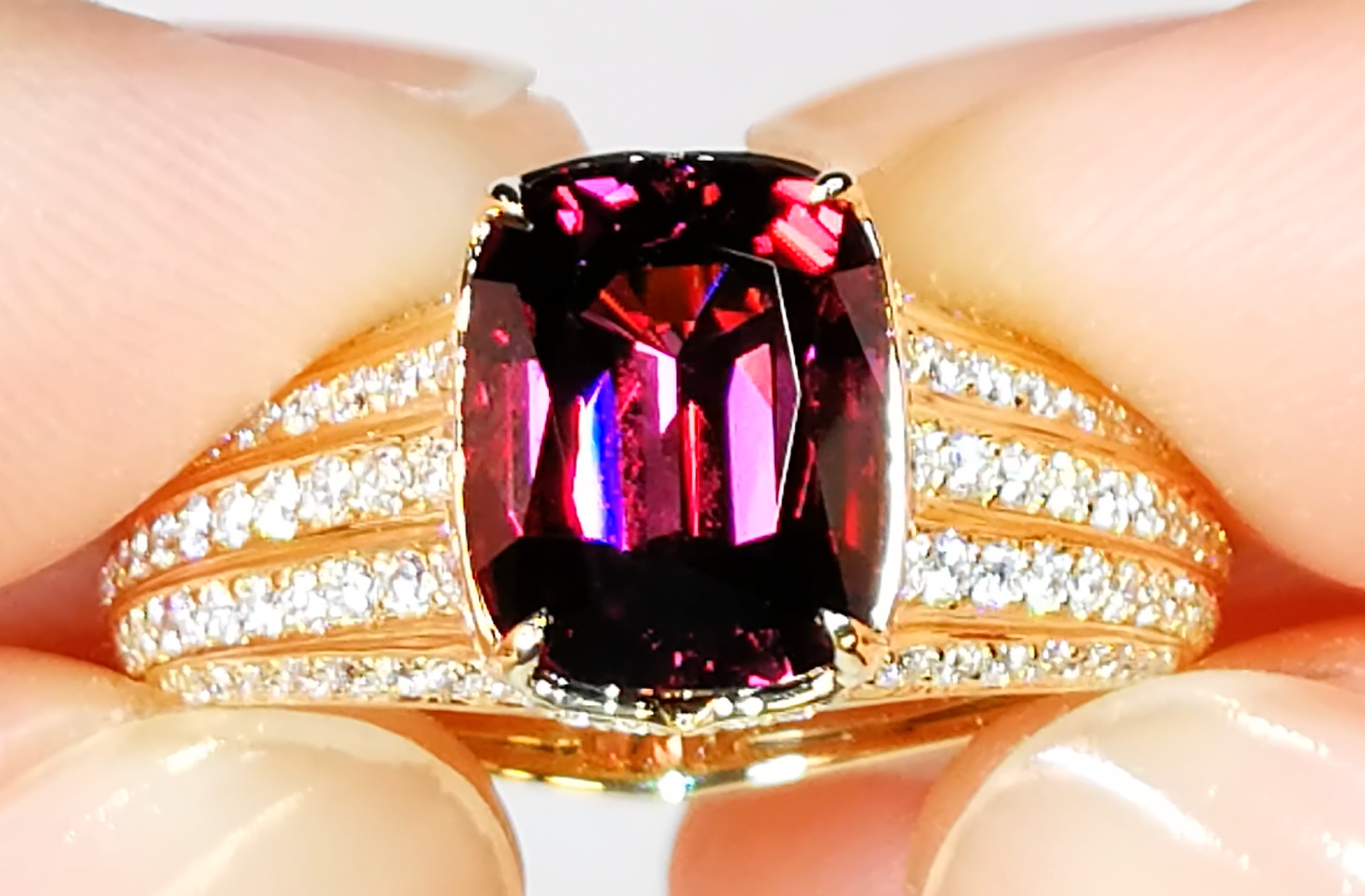 4.43ct Magenta Garnet Ring with D Flawless Diamonds set in 18K Yellow Gold