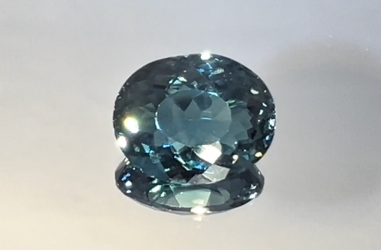 4.59ct Colour Change Indicolite Tourmaline Ring with D Flawless Diamonds set in 18K White Gold
