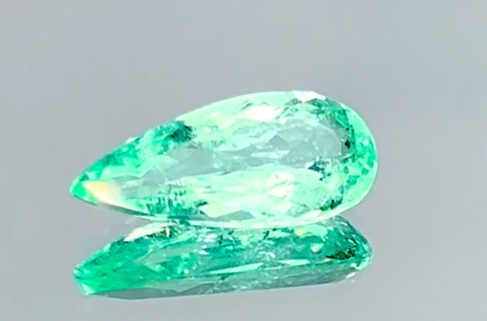 2.72ct Neon Paraiba Tourmaline Ring with D Flawless Diamonds set in 18K White Gold