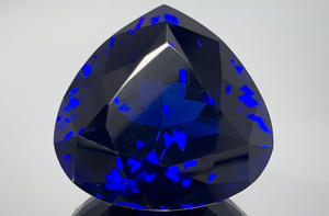 257.49ct Record Unheated Neon Tanzanite Necklace with D Flawless Diamonds set in 18K Yellow Gold