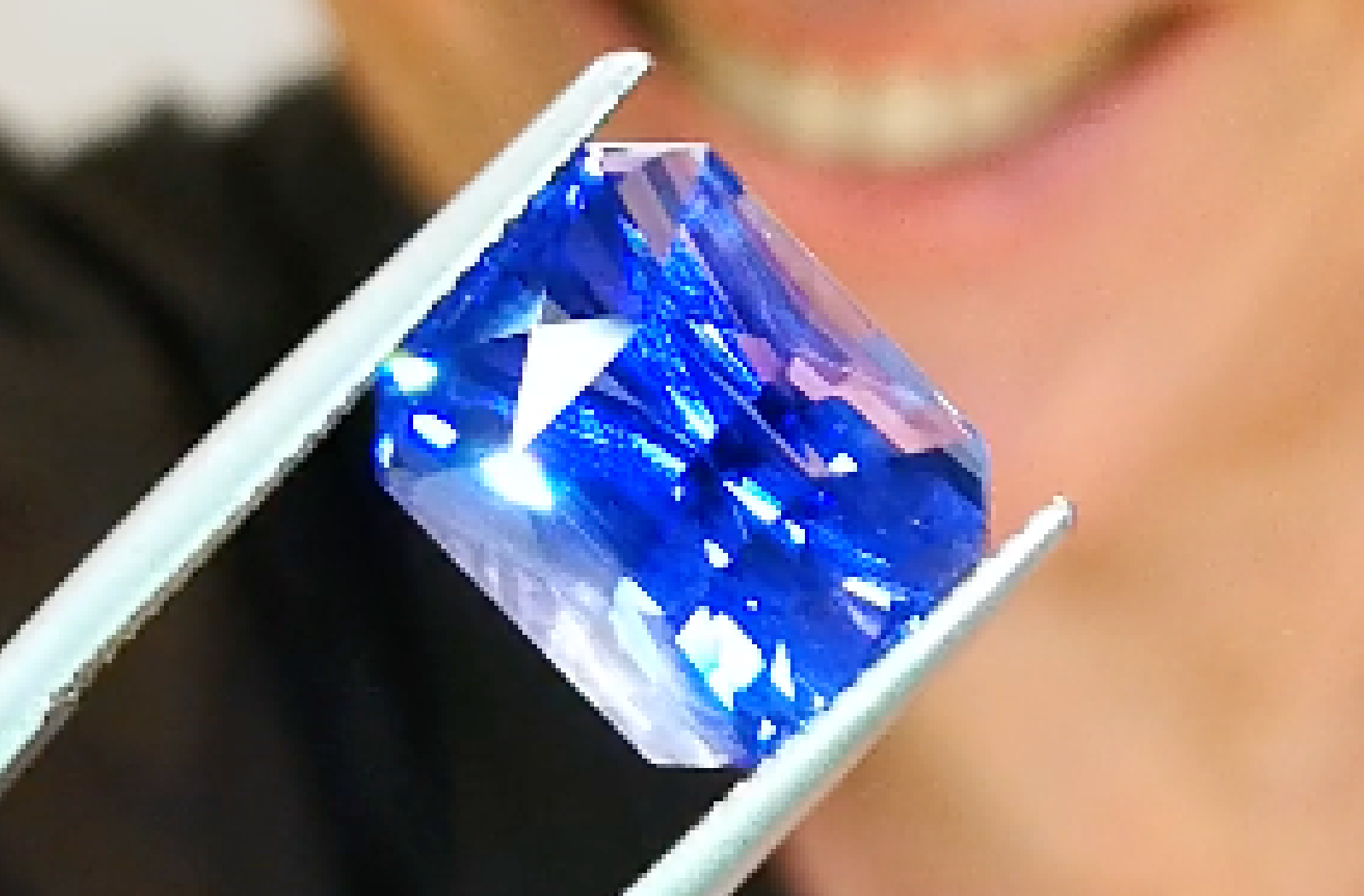 13.55ct Unheated Ceylon Cornflower Blue Sapphire Ring with D Flawless Diamonds set in 18K Yellow Gold