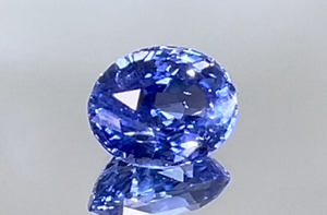 7.53ct Unheated Ceylon Cornflower Blue Sapphire Ring with D Flawless Diamonds set in 18K Yellow Gold