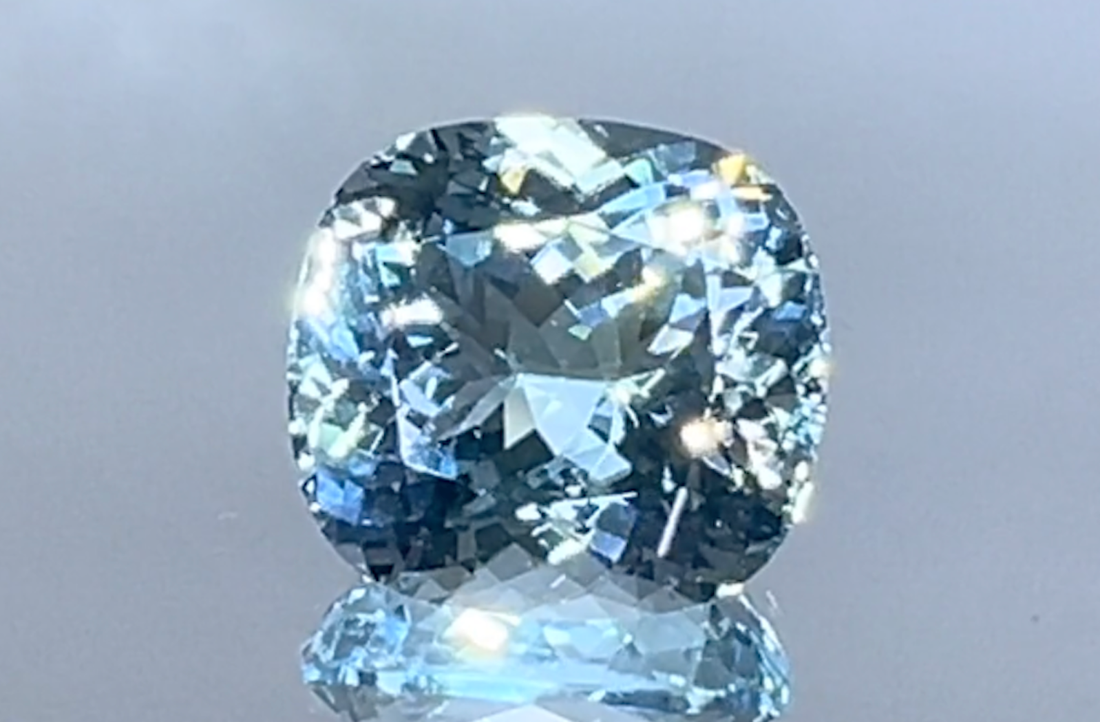 7.91ct Unheated Flawless Paraiba Tourmaline Ring with D Flawless Diamonds set in 18K White Gold