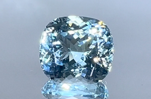 7.91ct Unheated Flawless Paraiba Tourmaline Ring with D Flawless Diamonds set in 18K White Gold