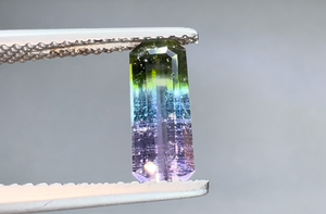 0.90ct Unheated Tri Colour Brazilian Paraiba Ring with D Flawless Diamonds set in 18K White Gold