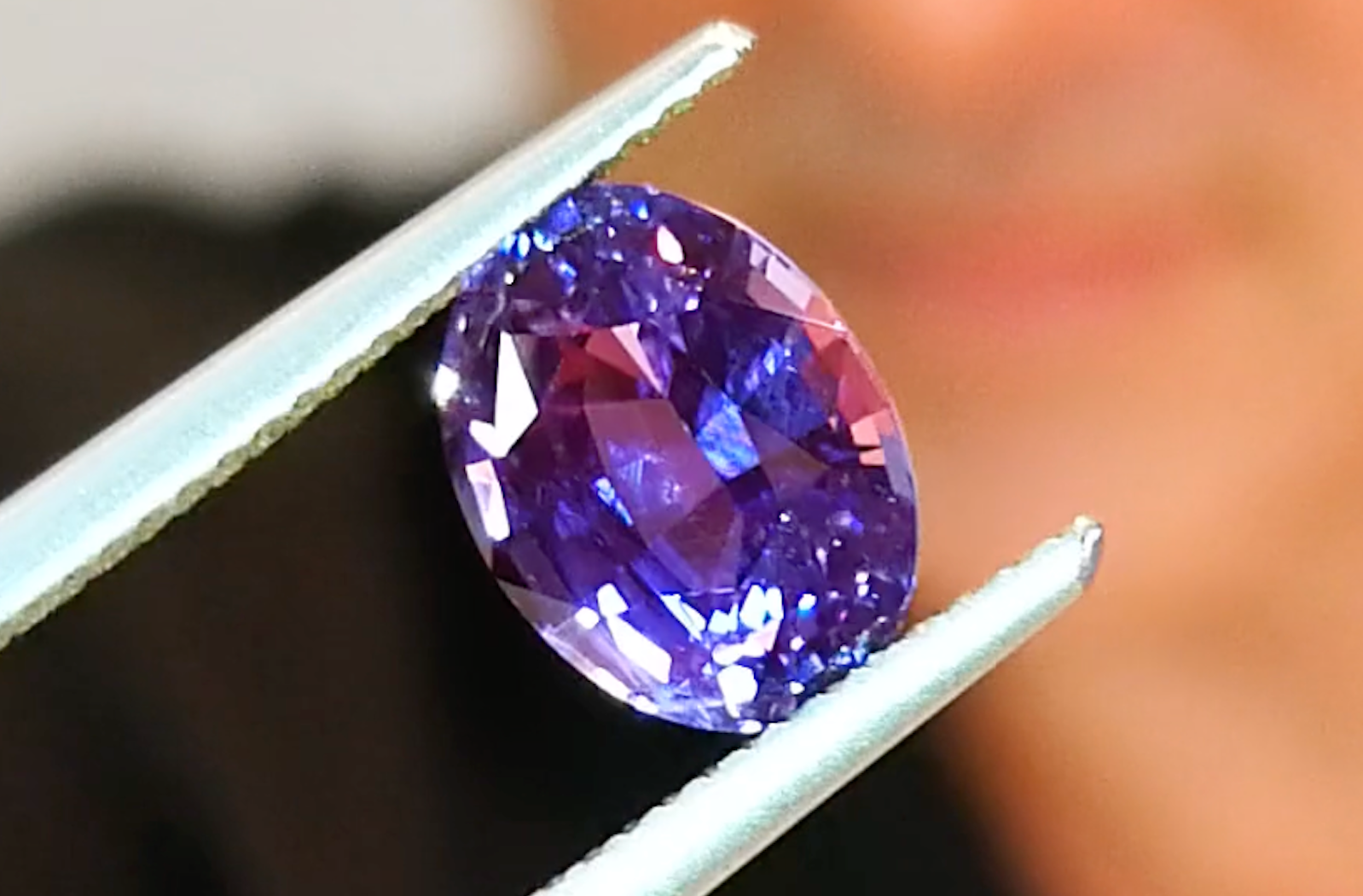 3.12ct Loupe Clean Unheated Lavender Sapphire Ring with D Flawless Diamonds set in 18K White Gold