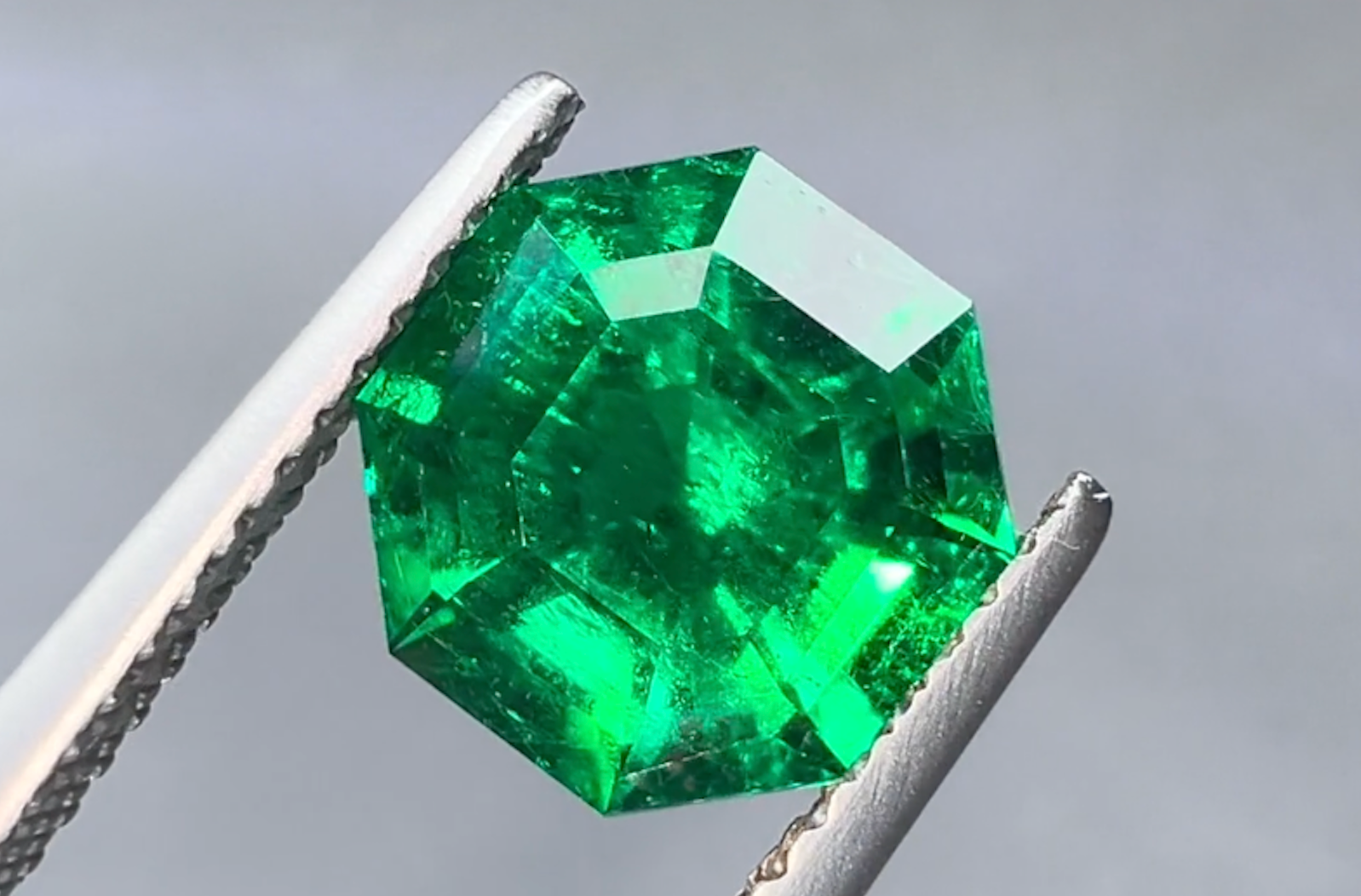 2.69ct Old World Muzo Colombian Emerald Ring with D Flawless Diamonds set in 18K White Gold