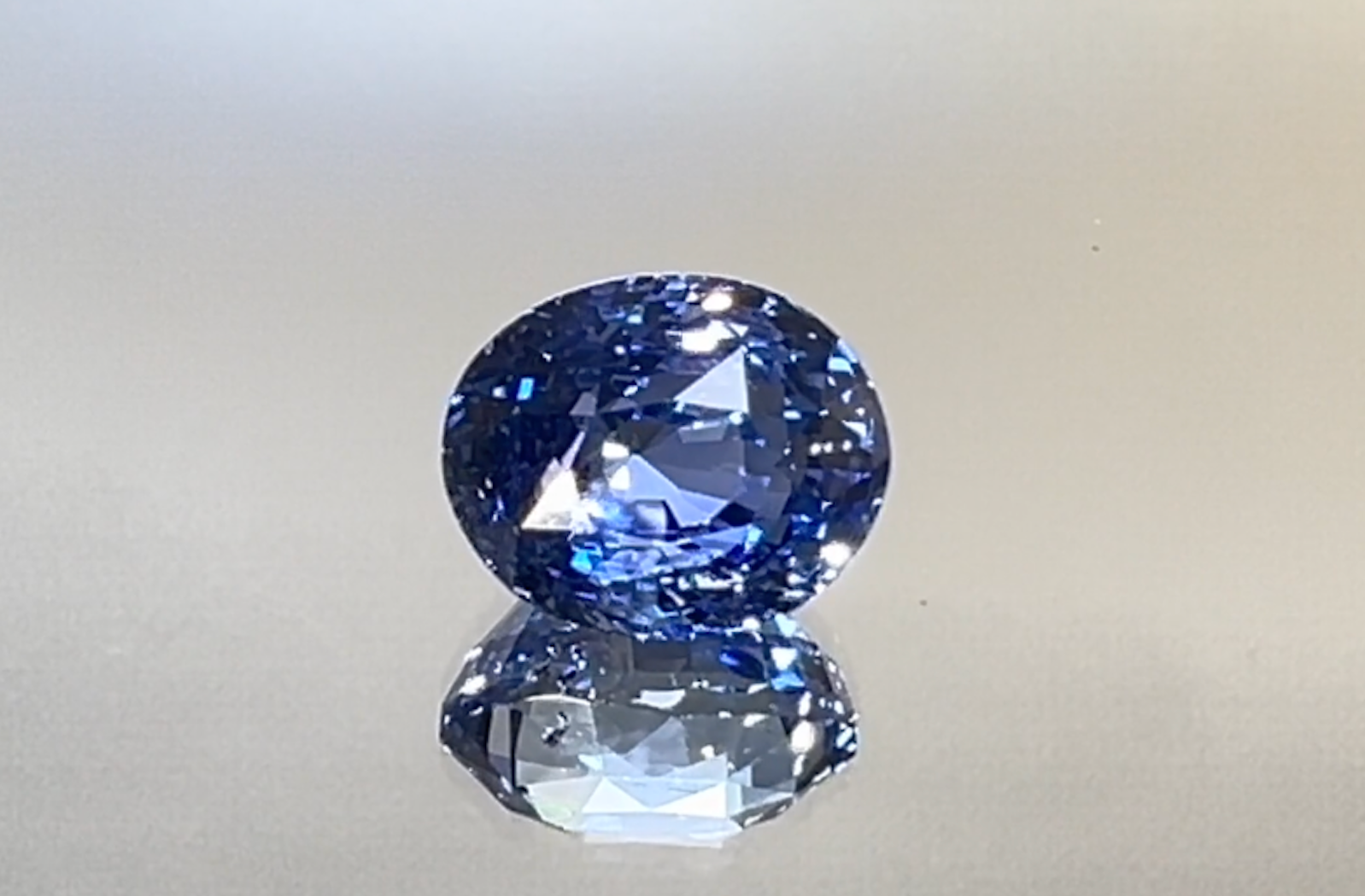6.62ct Unheated Ceylon Cornflower Blue Sapphire Ring with D Flawless Diamonds set in 18K White Gold