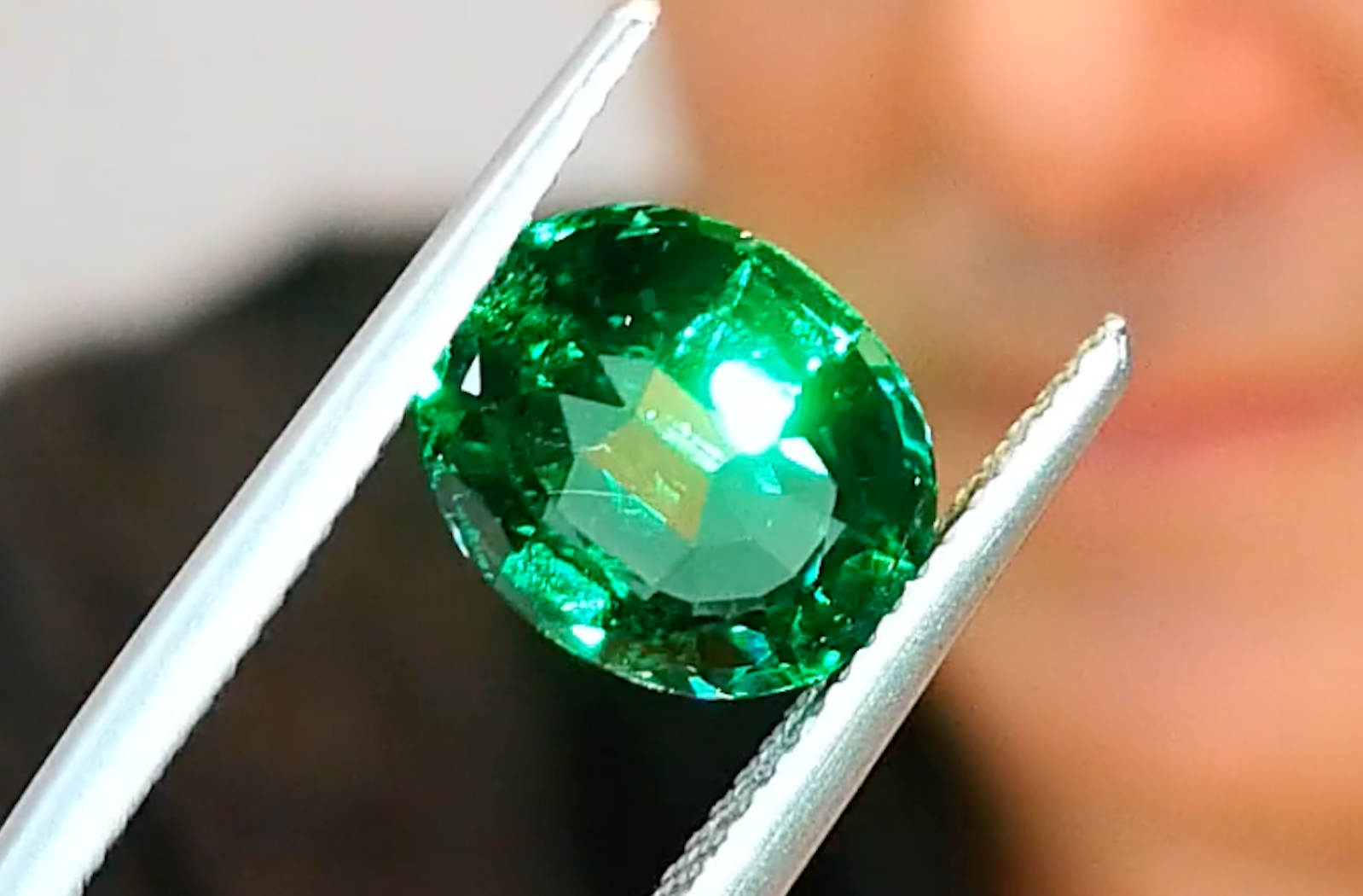 2.73ct Loupe Clean Ssef No Oil Zambian Emerald Ring with D Flawless Diamonds set in 18K White Gold