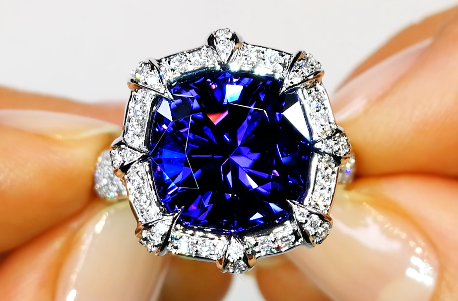 7.81ct Tanzanite Ring with D Flawless Diamonds set in Platinum