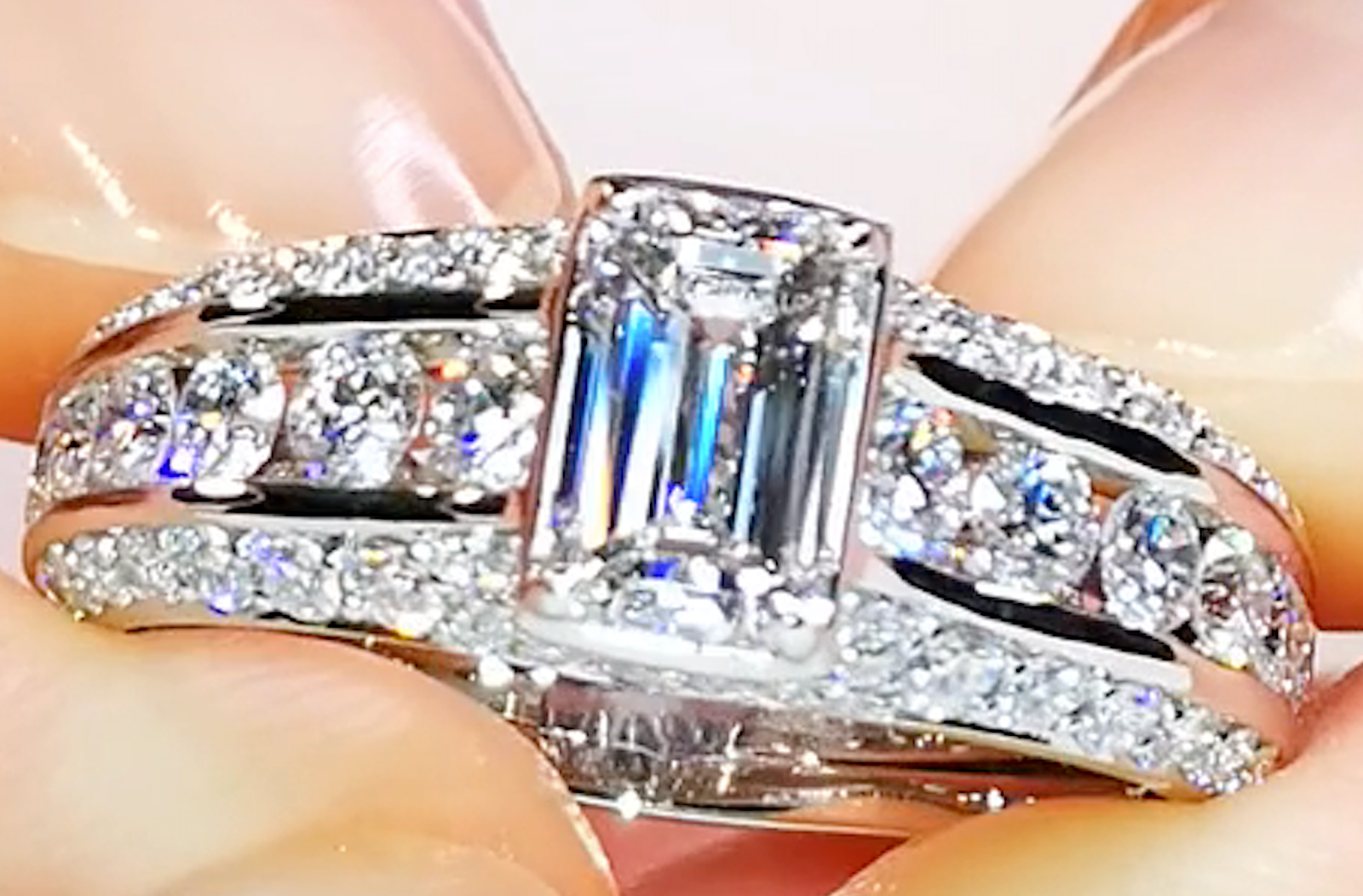 1.06ct D Flawless Golconda Diamond Ring with D Flawless Diamonds set in Platinum