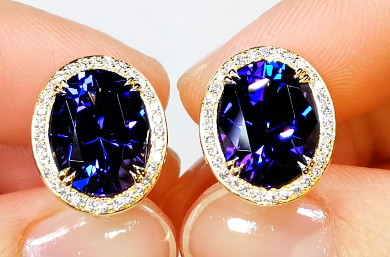 10.92ct Tanzanite Earrings with D Flawless Diamonds set in 18K Yellow Gold