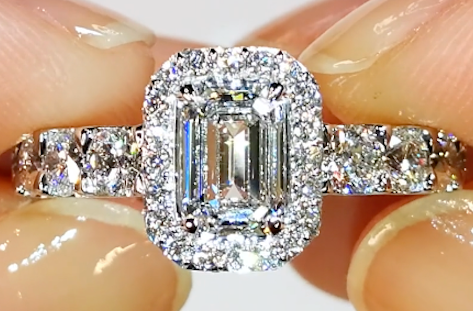 1.04ct D Flawless Golconda Diamond Ring with D Flawless Diamonds set in 18K White Gold
