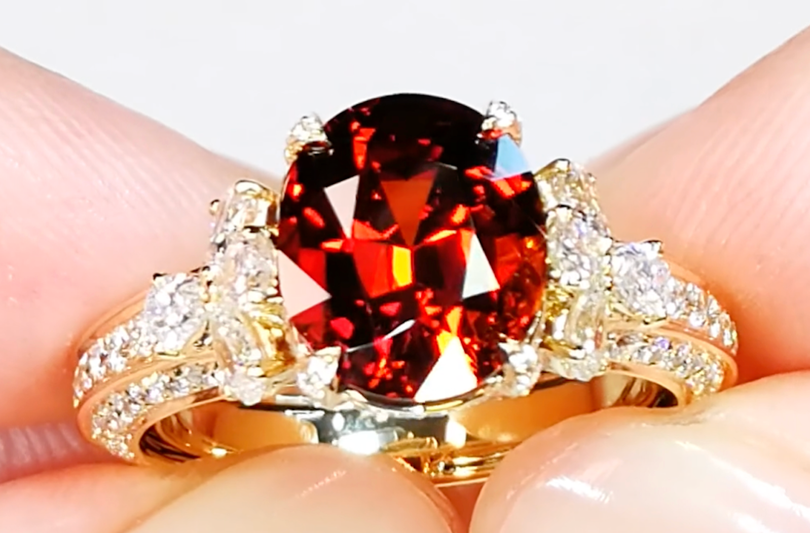 4.43ct Mandarin Garnet Ring with D Flawless Diamonds set in 18K Yellow Gold