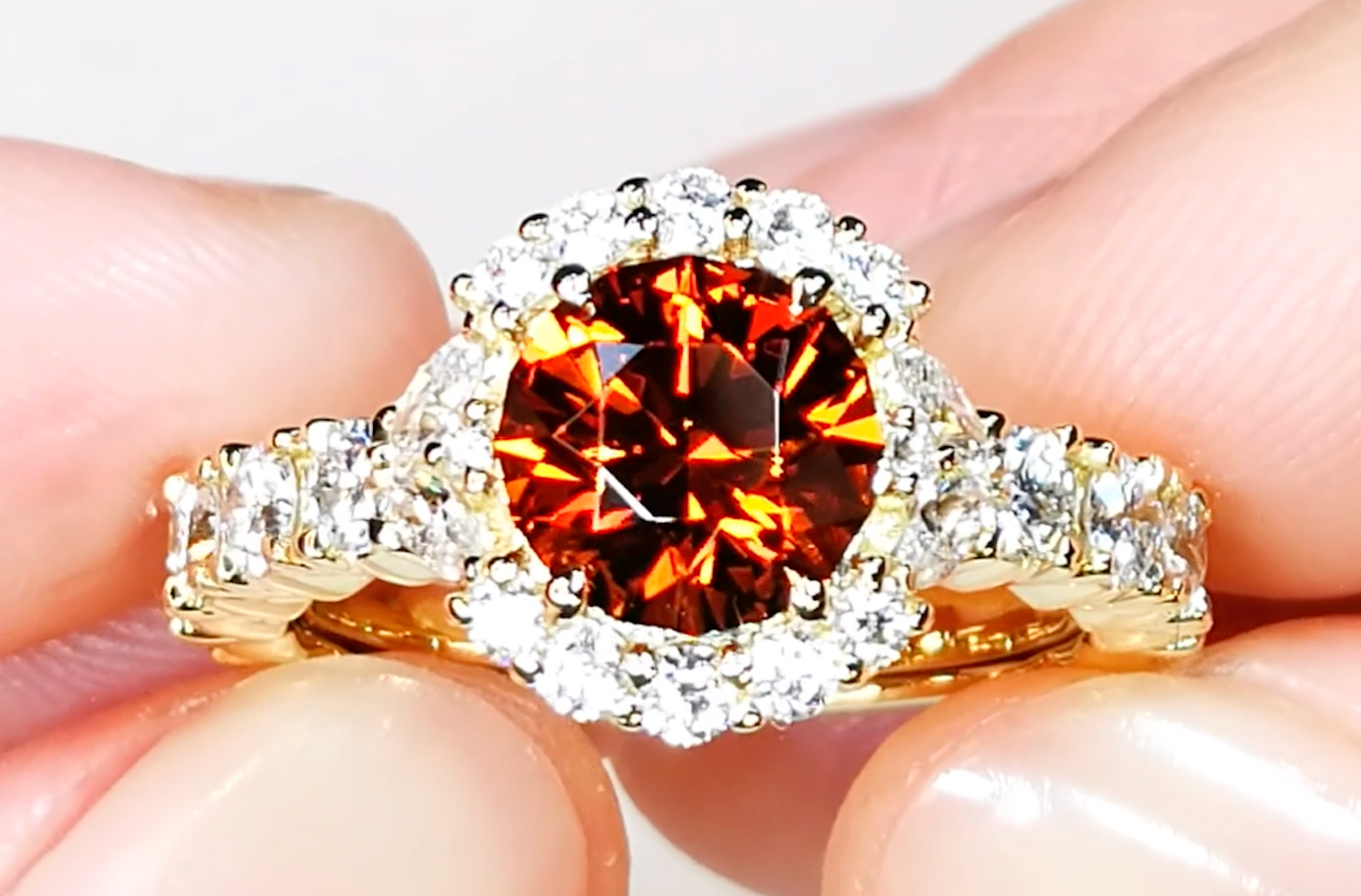 2.67ct Mandarin Garnet Ring with D Flawless Diamonds set in 18K Yellow Gold