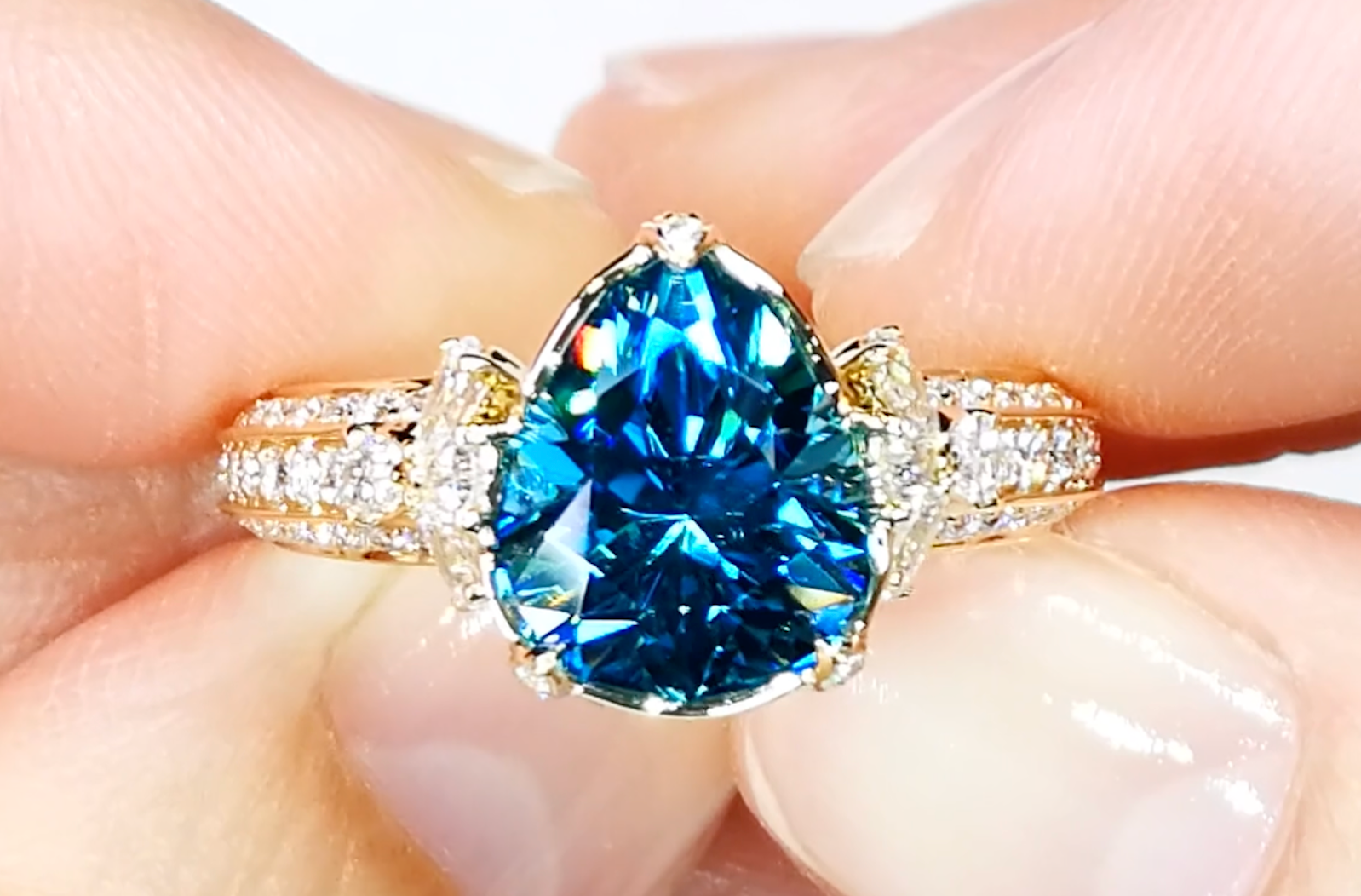 5.63ct Blue Zircon Ring with D Flawless Diamonds set in 18K Yellow Gold