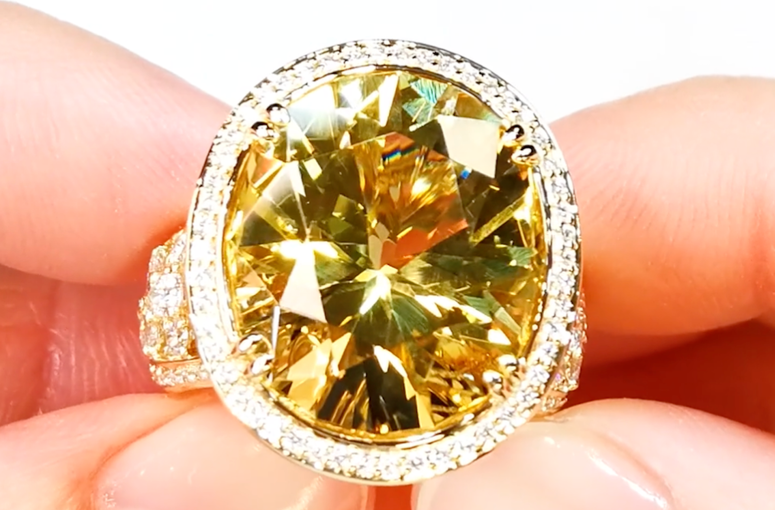 16.68ct Canary Yellow Apatite Ring with D Flawless Diamonds set in 18K Yellow Gold