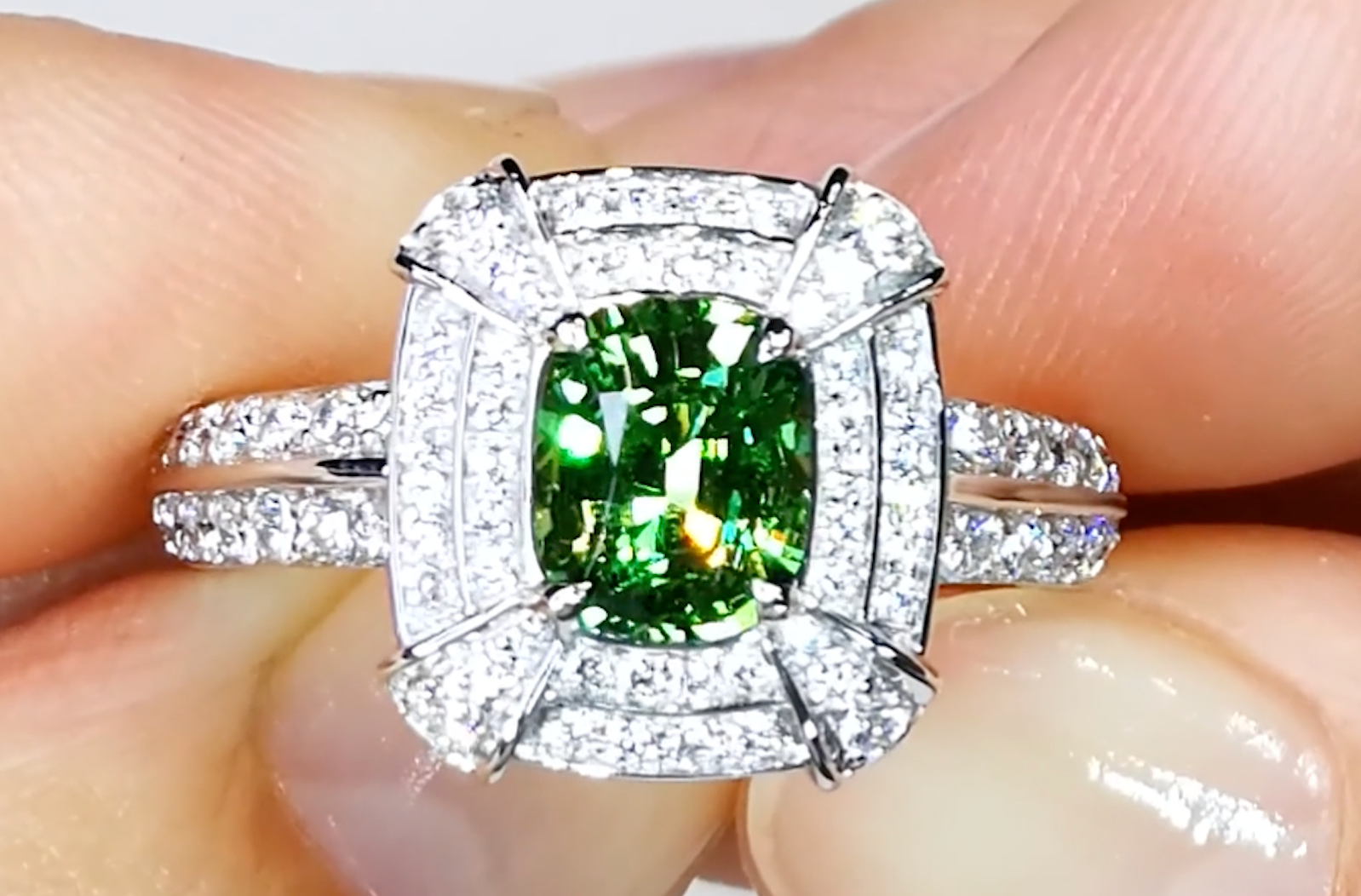 1.46ct Tsavorite Ring with D Flawless Diamonds set in 18K White Gold