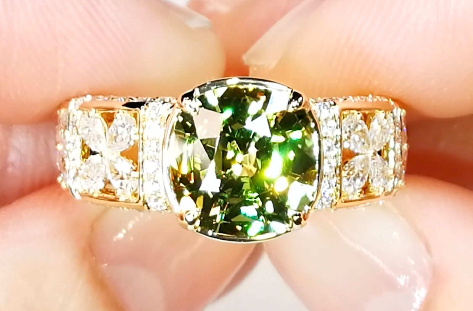 3.32ct Mali Garnet Ring with D Flawless Diamonds set in 18K Yellow Gold