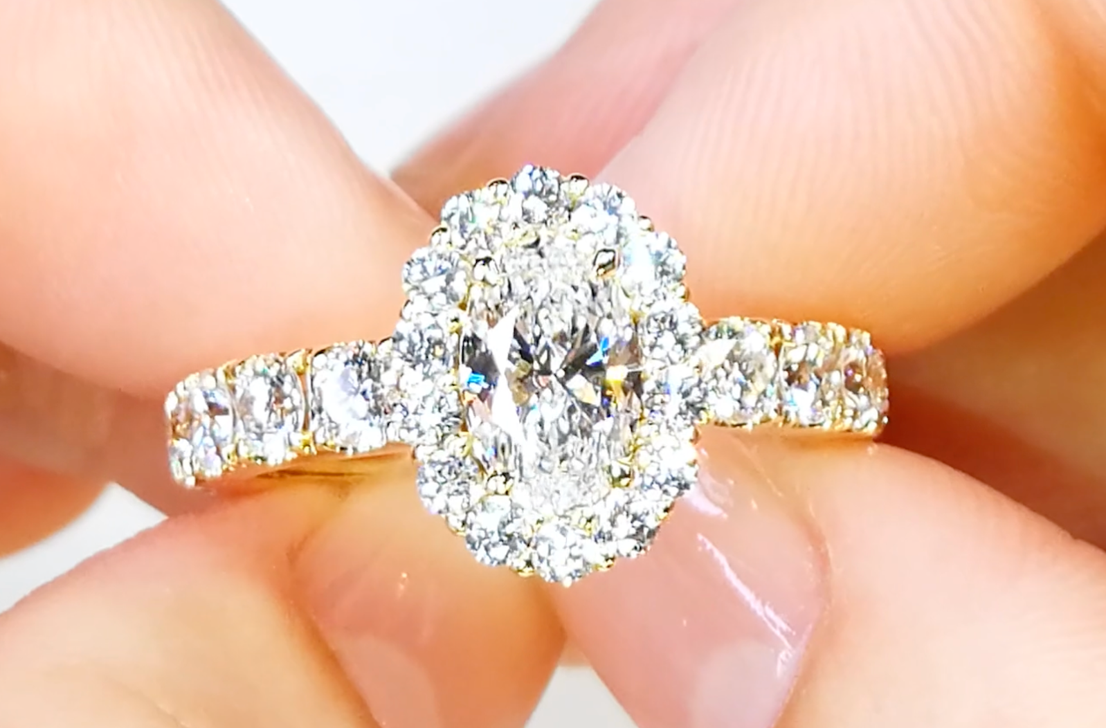 1.01ct D Flawless Golconda Diamond Ring with D Flawless Diamonds set in 18K Yellow Gold