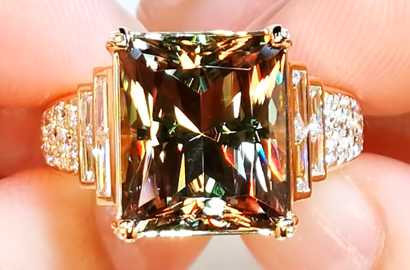 8.64ct Zultanite Ring with D Flawless Diamonds set in 18K Yellow Gold