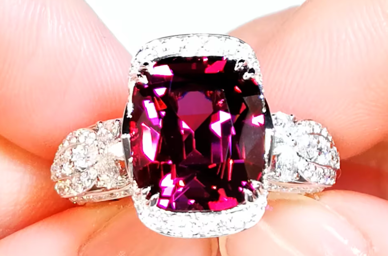 10.79ct Magenta Garnet Ring with D Flawless Diamonds set in 18K White Gold