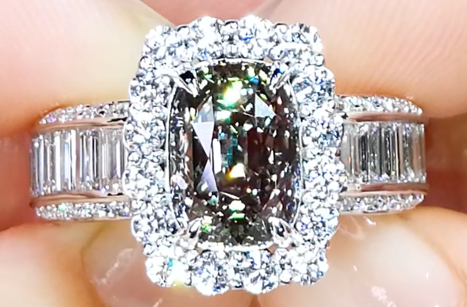 4.14ct 100% Green To Purple Alexandrite Ring with D Flawless Diamonds set in 18K White Gold