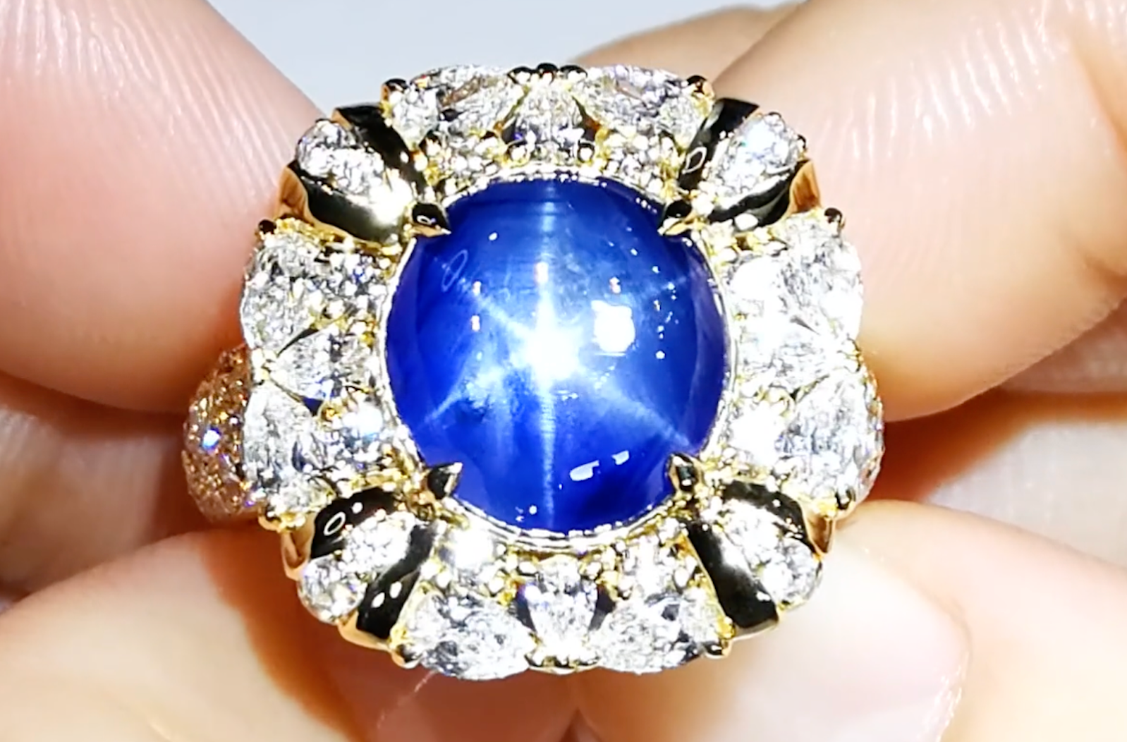 9.60ct Unheated Burmese Cornflower Blue Star Sapphire Ring with D Flawless Diamonds set in 18K Yellow Gold