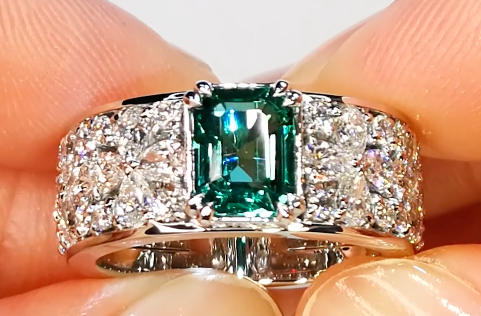 1.50ct Russian Emerald Ring with D Flawless Diamonds set in 18K White Gold