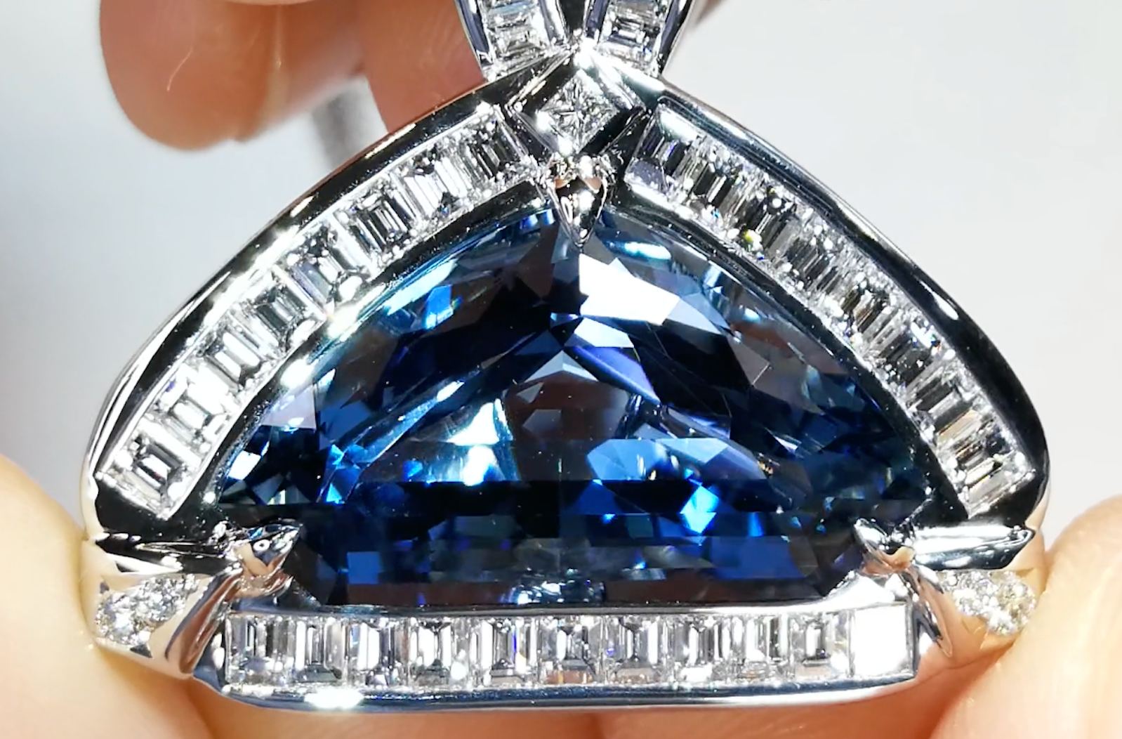 13.23ct Flawless Unheated Intense Santa Maria Aquamarine Necklace with D Flawless Diamonds set in 18K Gold or Platinum