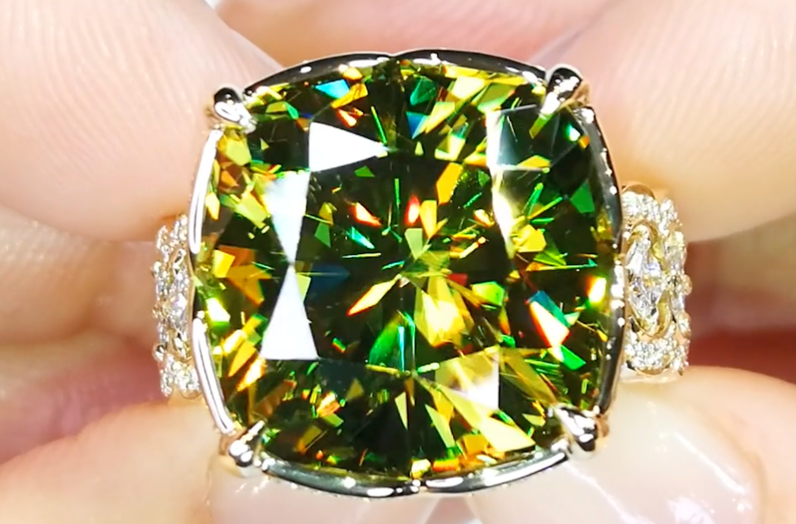 18.41ct Sphene Ring with D Flawless Diamonds set in 18K Yellow Gold