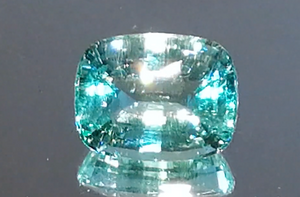 10.82ct Afgan Vanadium Beryl Ring with D Flawless Diamonds set in 18K White Gold