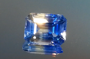 14.34ct Record Unheated Ceylon Bi Color Sapphire Ring with D Flawless Diamonds set in 18K Yellow Gold