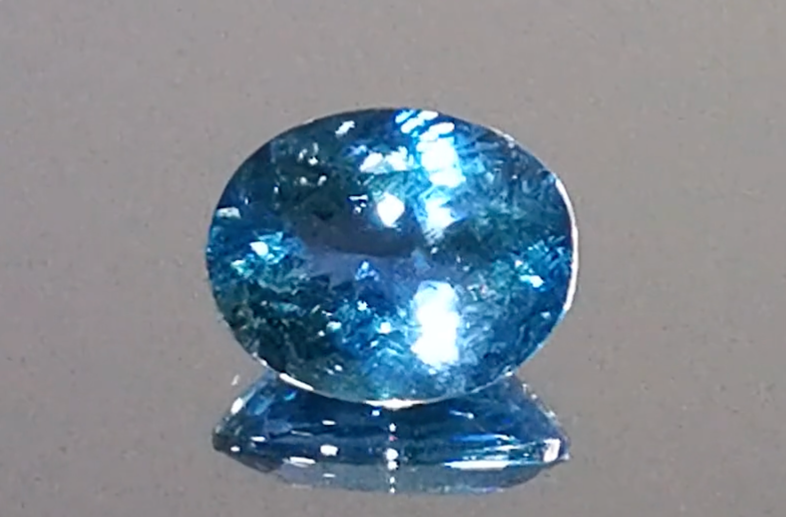 5.03ct Tatu Brazilian Aquamarine Ring with D Flawless Diamonds set in 18K Yellow Gold