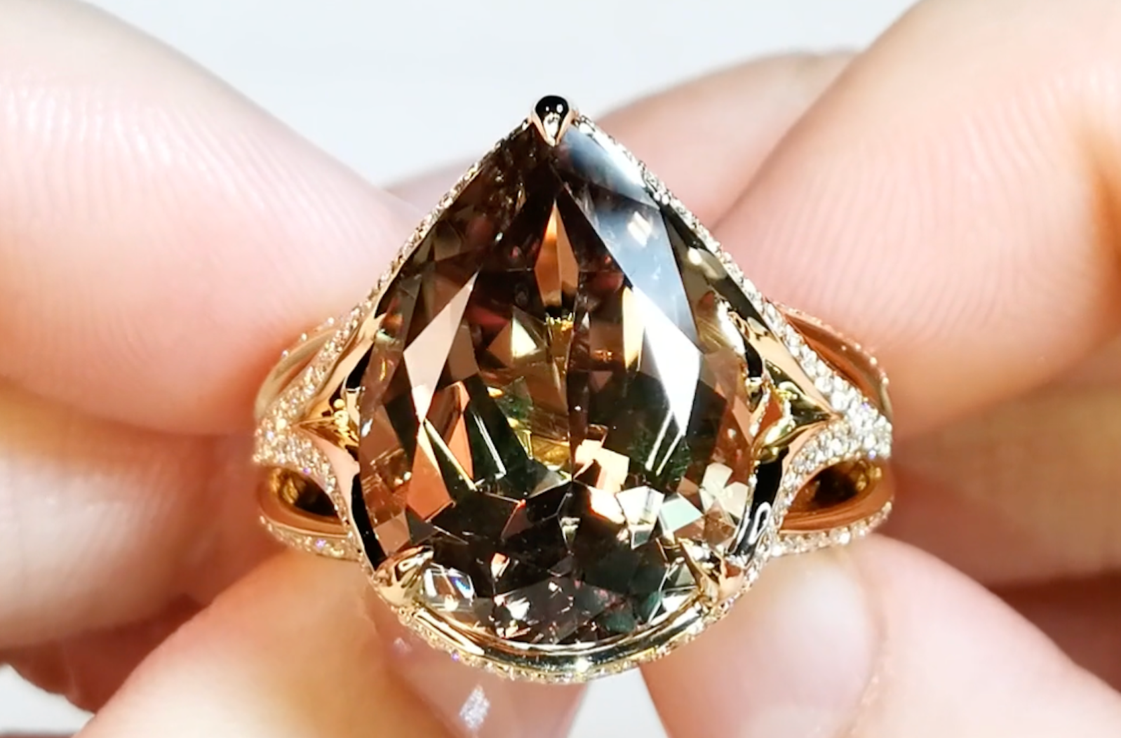 12.69ct Zultanite Ring with D Flawless Diamonds set in 18K Yellow Gold