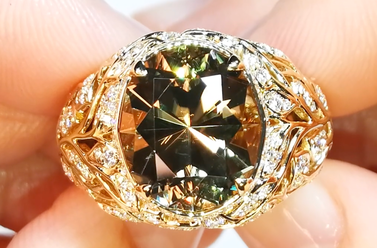 7.13ct Zultanite Ring with D Flawless Diamonds set in 18K Yellow Gold