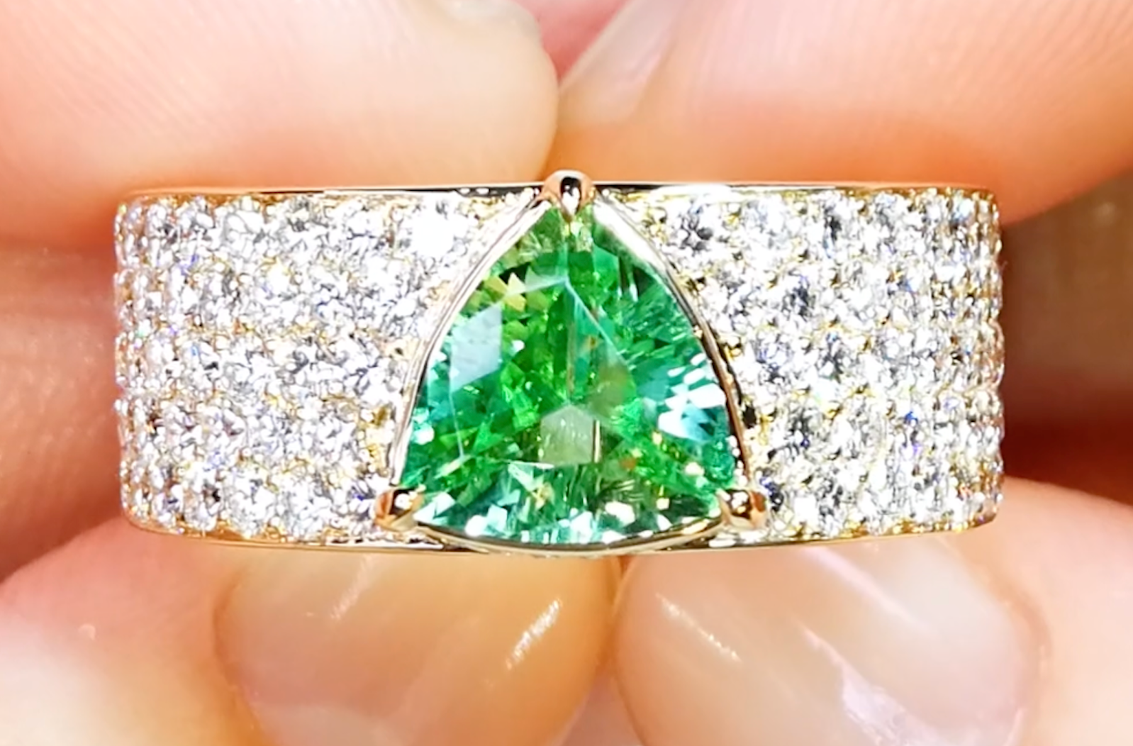 1.50ct North Carolina Neon Hiddenite Ring with D Flawless Diamonds set in 18K Yellow Gold
