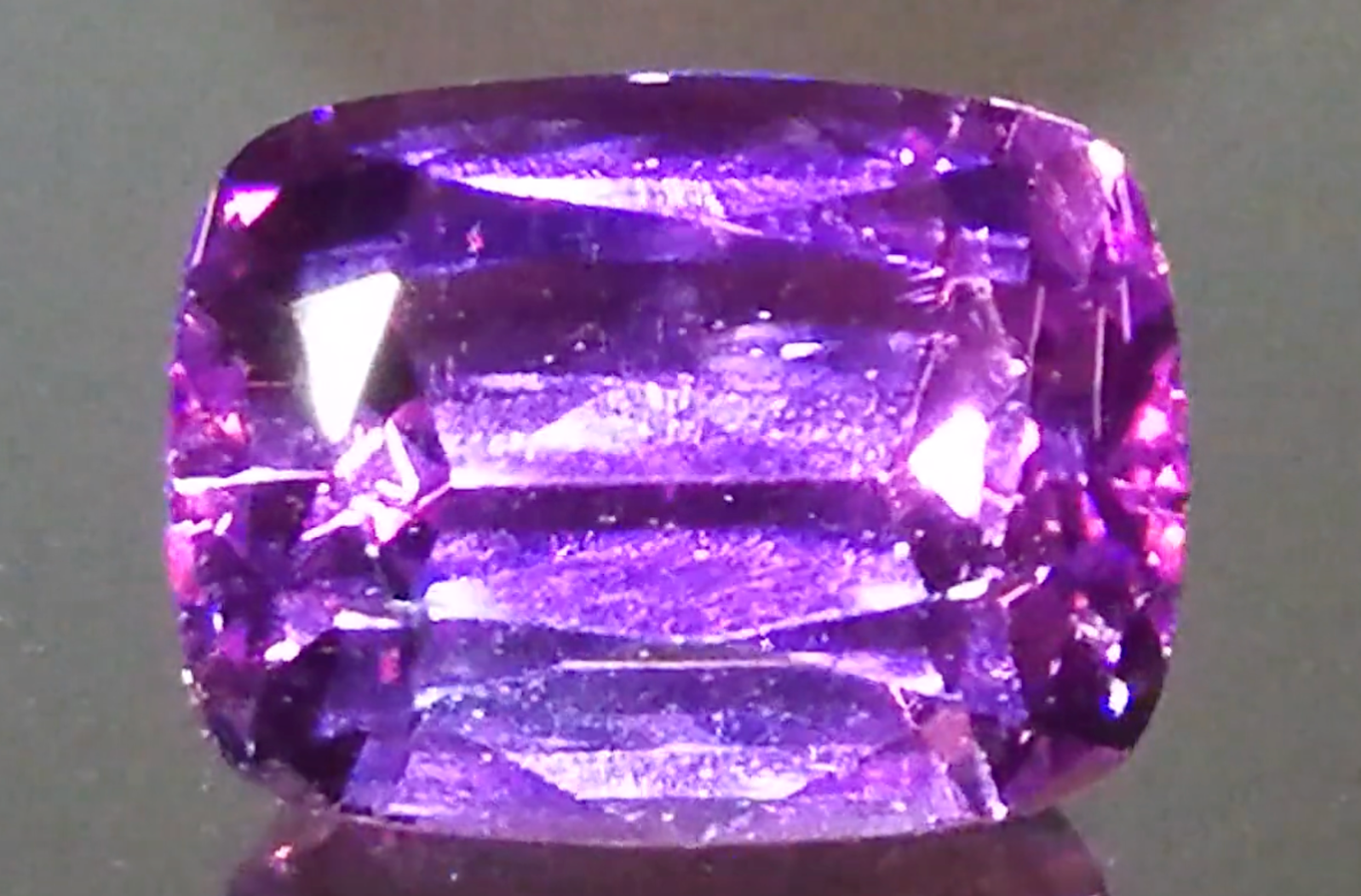 22.75ct Patroke Kunzite Ring with D Flawless Diamonds set in 18K White Gold
