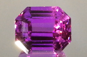 35.23ct Patroke Kunzite Necklace with D Flawless Diamonds set in 18K White Gold