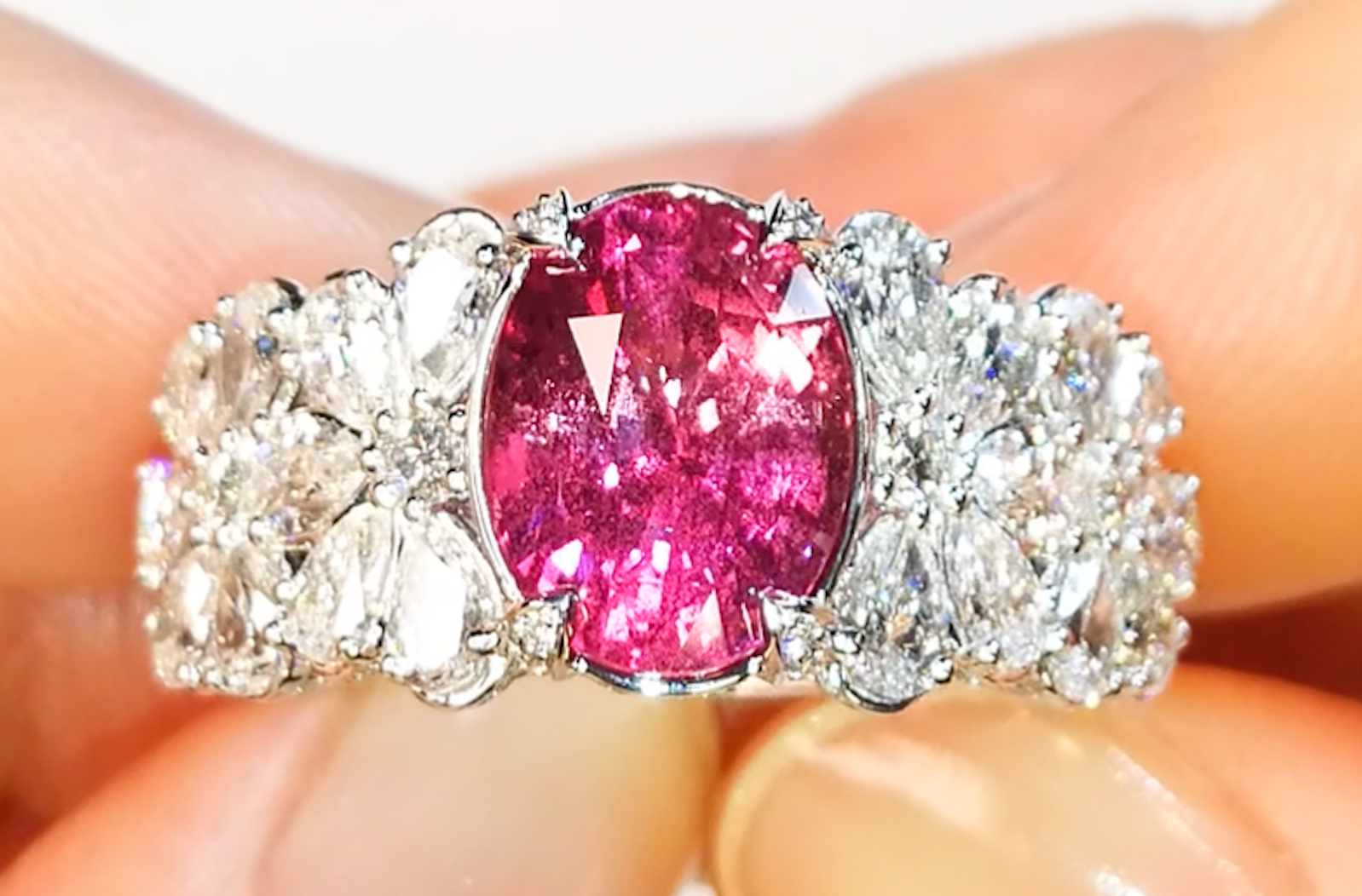 4.00ct Unheated Vivid Pink Sapphire Ring with D Flawless Diamonds set in 18K White Gold