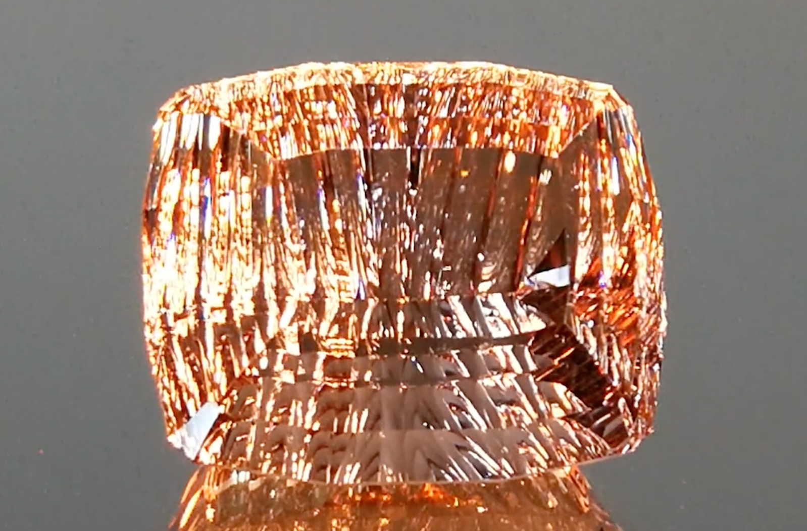 29.40ct Nigerian Bi Color Morganite Necklace with D Flawless Diamonds set in 18K White Gold