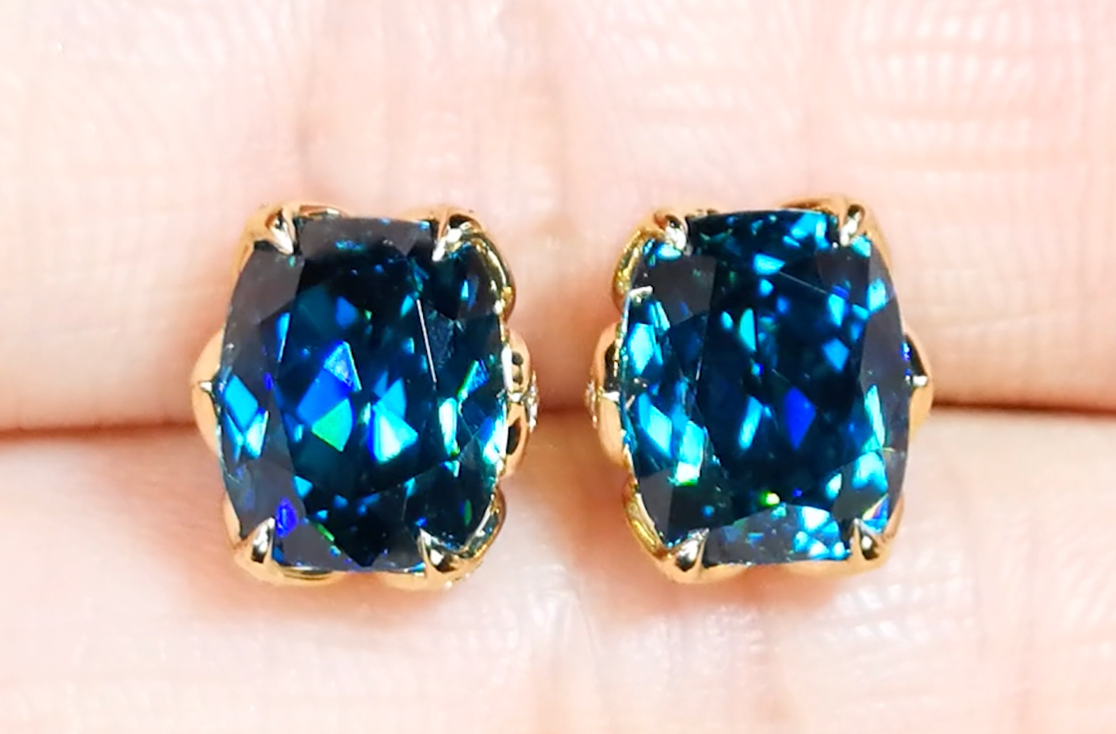 9.15ct Blue Zircon Earrings with D Flawless Diamonds set in 18K Yellow Gold