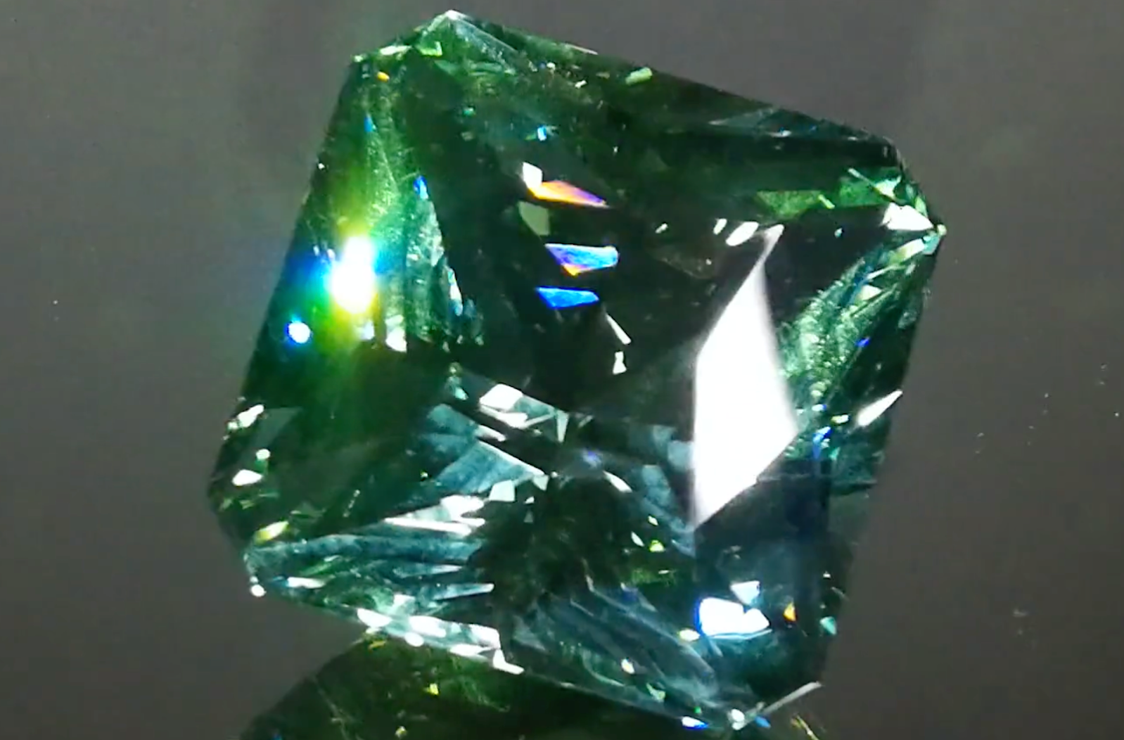 130.87ct Record Flawless Green Beryl Necklace with D Flawless Diamonds set in 18K White Gold