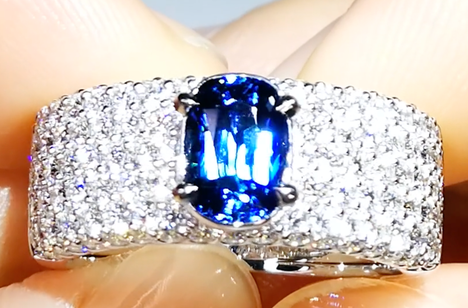 1.57ct Burmese Color Change Natural Zircon Ring with D Flawless Diamonds set in 18K White Gold