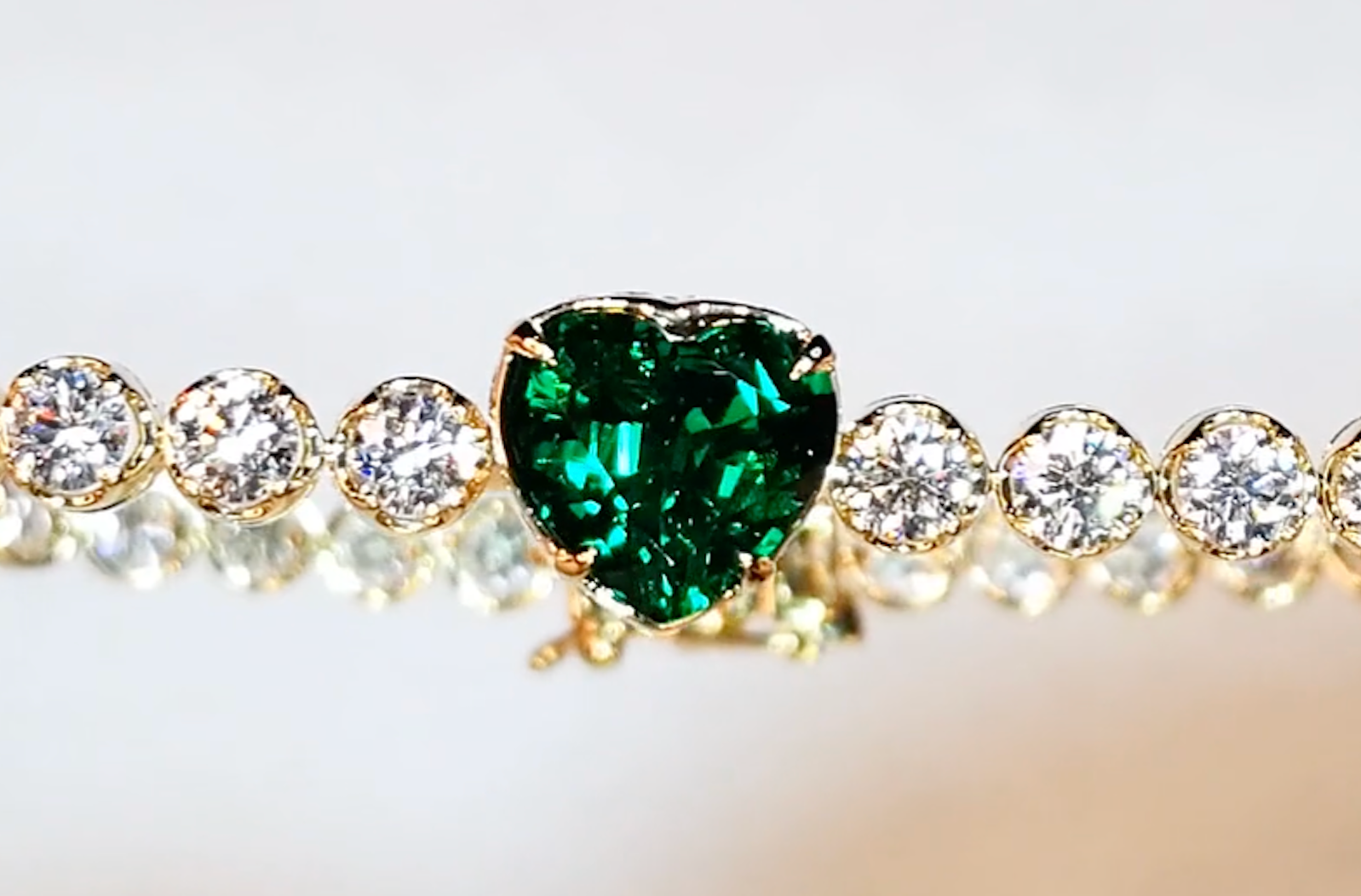 1.46ct Russian Emerald Bracelet with D Flawless Diamonds set in 18K Yellow Gold