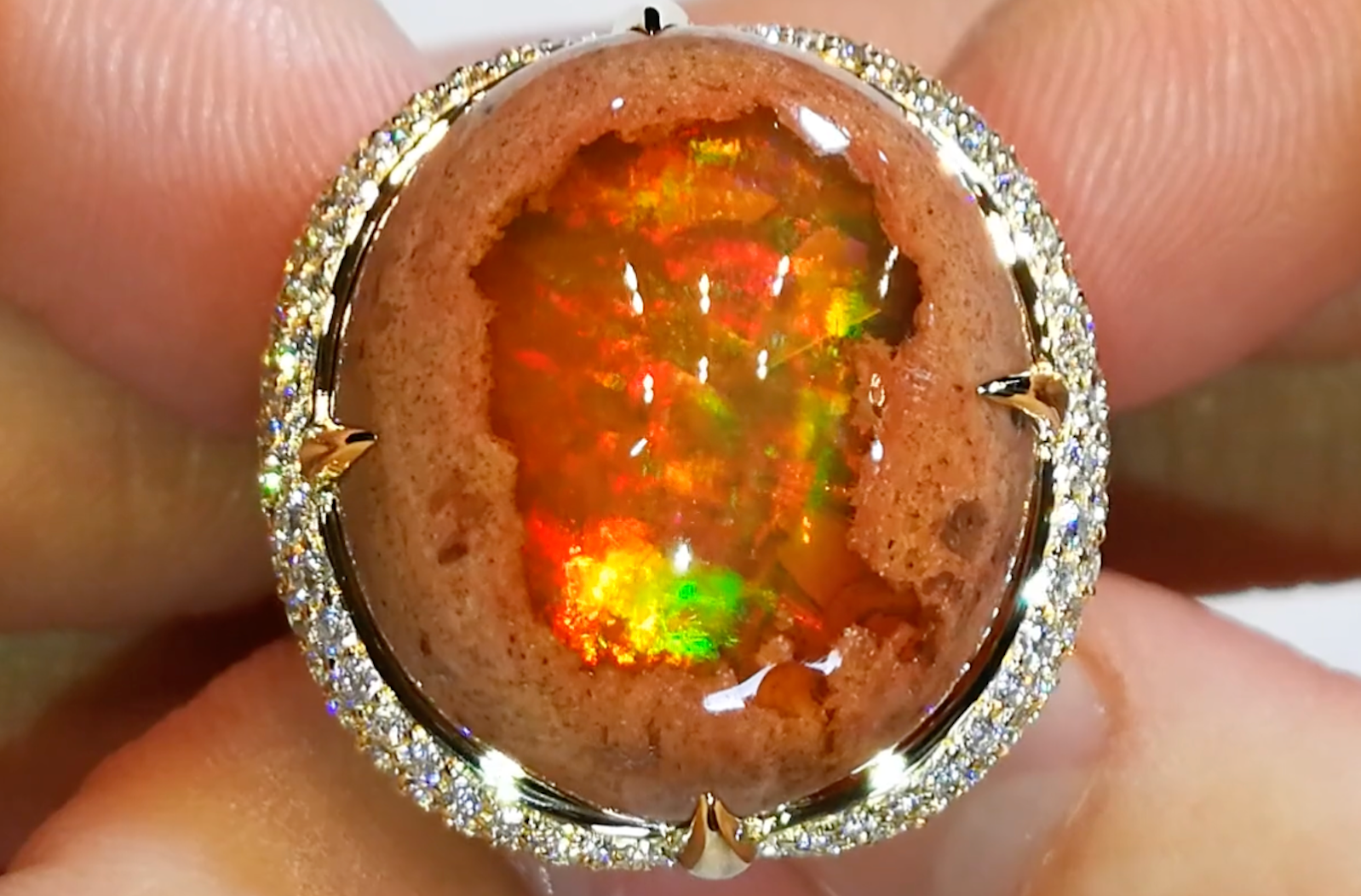 23.66ct Mexican Matrix Opal Ring with D Flawless Diamonds set in 18K Yellow Gold