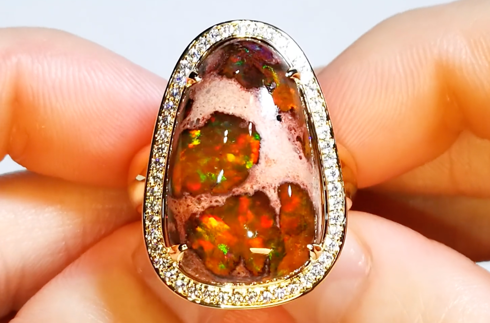 19.45ct Mexican Matrix Opal Ring with D Flawless Diamonds set in 18K Yellow Gold