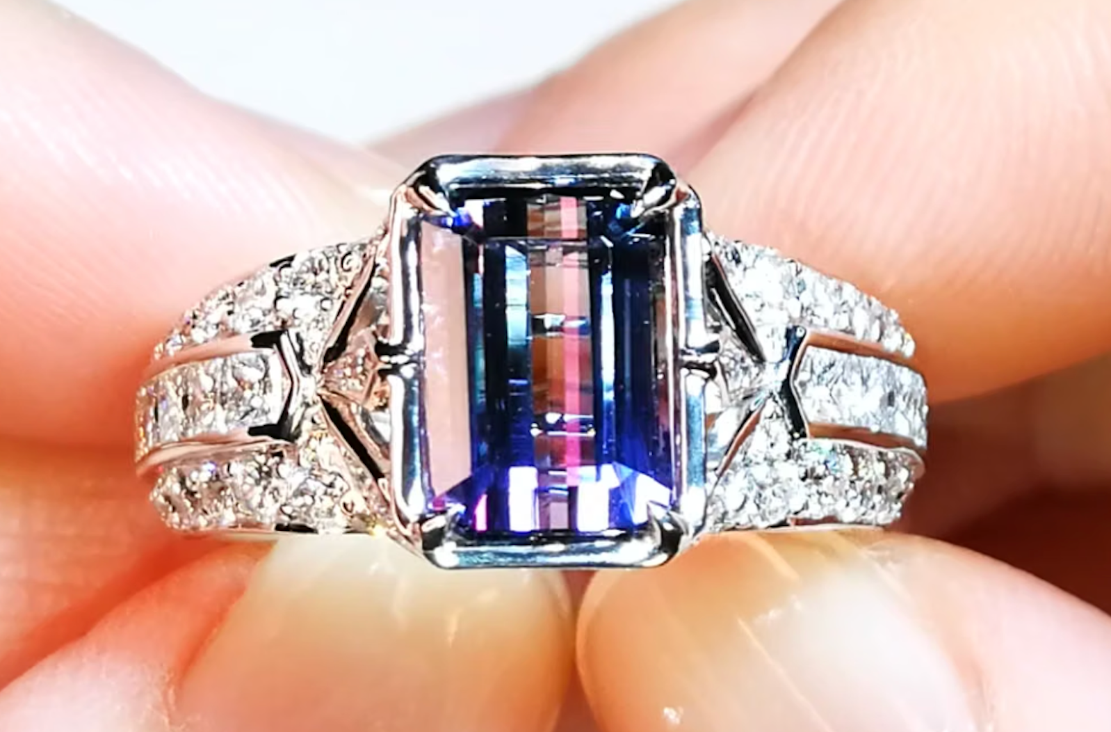 2.84ct Unheated Bi Color Tanzanite Ring with D Flawless Diamonds set in 18K White Gold